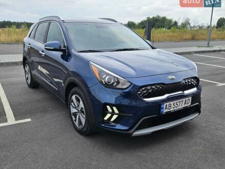 Синий Киа Niro, объемом двигателя 1.58 л и пробегом 211 тыс. км за 17000 $, фото 1 на Automoto.ua