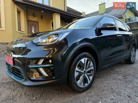 Киа Niro 2021 в Львове на Automoto.ua Синий Киа Niro, объемом двигателя 0 л и пробегом 138 тыс. км за 18950 $, фото 1 на Automoto.ua