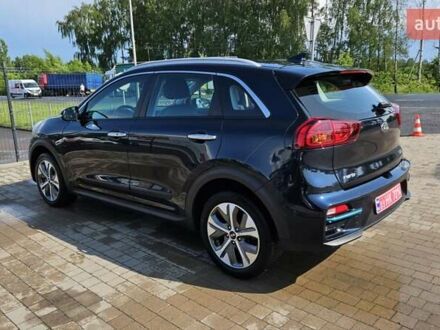 Синий Киа Niro, объемом двигателя 0 л и пробегом 101 тыс. км за 18200 $, фото 1 на Automoto.ua