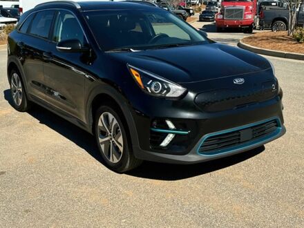 Киа Niro 2021 в Черкассах на Automoto.ua Синий Киа Niro, объемом двигателя 0 л и пробегом 39 тыс. км за 9700 $, фото 1 на Automoto.ua