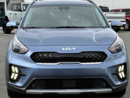 Киа Niro 2022 в Полтаве на Automoto.ua Синий Киа Niro, объемом двигателя 1.6 л и пробегом 37 тыс. км за 7400 $, фото 1 на Automoto.ua