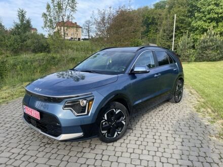 Киа Niro 2023 в Львове на Automoto.ua Синий Киа Niro, объемом двигателя 0 л и пробегом 106 тыс. км за 21000 $, фото 1 на Automoto.ua