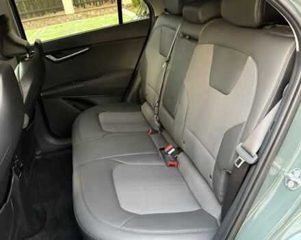 Зелений Кіа Niro, об'ємом двигуна 0 л та пробігом 28 тис. км за 24400 $, фото 39 на Automoto.ua