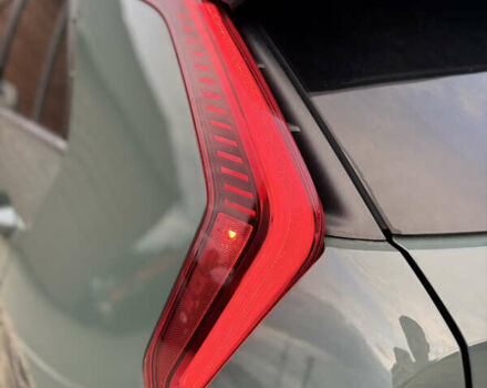 Зелений Кіа Niro, об'ємом двигуна 0 л та пробігом 35 тис. км за 23499 $, фото 34 на Automoto.ua