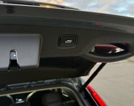 Зелений Кіа Niro, об'ємом двигуна 0 л та пробігом 28 тис. км за 24400 $, фото 41 на Automoto.ua