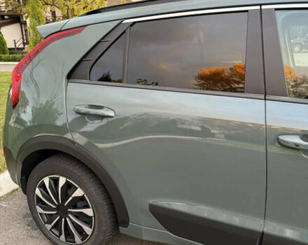 Зелений Кіа Niro, об'ємом двигуна 0 л та пробігом 28 тис. км за 24400 $, фото 5 на Automoto.ua