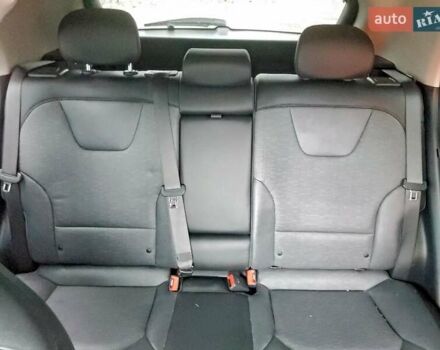 Зелений Кіа Niro, об'ємом двигуна 1.58 л та пробігом 93 тис. км за 7000 $, фото 9 на Automoto.ua