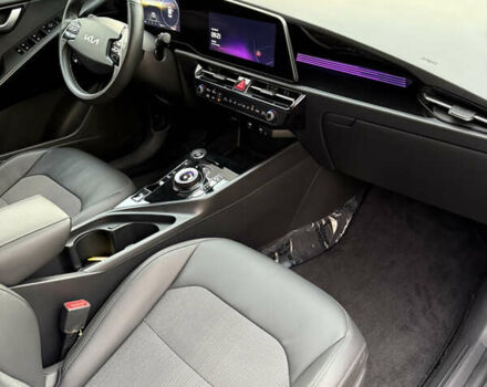 Зелений Кіа Niro, об'ємом двигуна 0 л та пробігом 28 тис. км за 24400 $, фото 29 на Automoto.ua