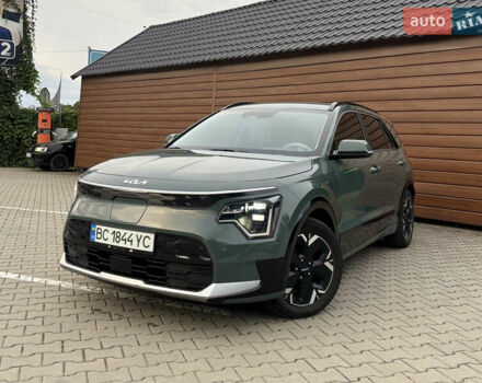 Зелений Кіа Niro, об'ємом двигуна 0 л та пробігом 35 тис. км за 23499 $, фото 2 на Automoto.ua