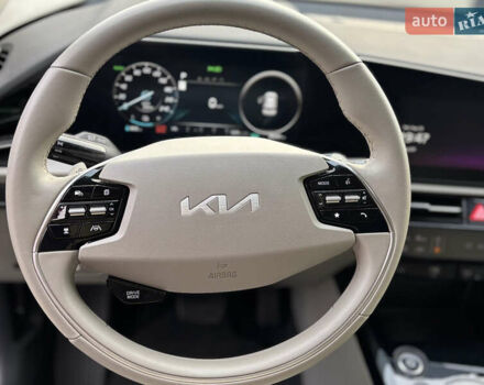 Зелений Кіа Niro, об'ємом двигуна 0 л та пробігом 35 тис. км за 23499 $, фото 13 на Automoto.ua