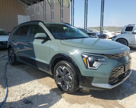 Зеленый Киа Niro, объемом двигателя 0 л и пробегом 105 тыс. км за 17000 $, фото 1 на Automoto.ua