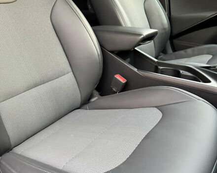 Зелений Кіа Niro, об'ємом двигуна 0 л та пробігом 28 тис. км за 24400 $, фото 31 на Automoto.ua