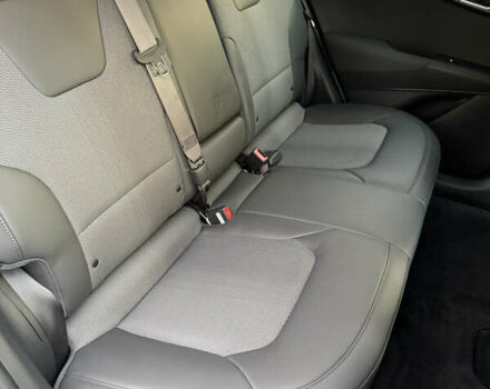 Зелений Кіа Niro, об'ємом двигуна 0 л та пробігом 28 тис. км за 24400 $, фото 35 на Automoto.ua