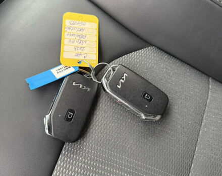 Зелений Кіа Niro, об'ємом двигуна 0 л та пробігом 28 тис. км за 24400 $, фото 23 на Automoto.ua