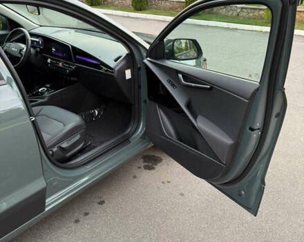 Зелений Кіа Niro, об'ємом двигуна 0 л та пробігом 28 тис. км за 24400 $, фото 26 на Automoto.ua