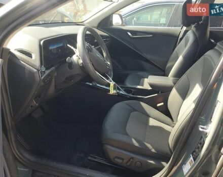 Зеленый Киа Niro, объемом двигателя 0 л и пробегом 25 тыс. км за 12500 $, фото 6 на Automoto.ua