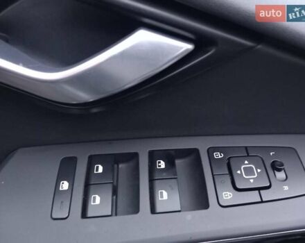 Зеленый Киа Niro, объемом двигателя 0 л и пробегом 121 тыс. км за 22500 $, фото 16 на Automoto.ua