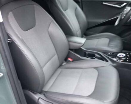 Зеленый Киа Niro, объемом двигателя 0 л и пробегом 121 тыс. км за 22500 $, фото 15 на Automoto.ua