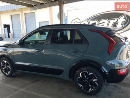 Зеленый Киа Niro, объемом двигателя 0 л и пробегом 140 тыс. км за 18000 $, фото 1 на Automoto.ua