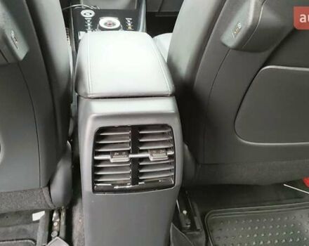 Оранжевый Киа Niro, объемом двигателя 1.58 л и пробегом 26 тыс. км за 27750 $, фото 12 на Automoto.ua