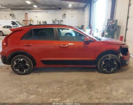 Оранжевый Киа Niro, объемом двигателя 0 л и пробегом 70 тыс. км за 7100 $, фото 12 на Automoto.ua