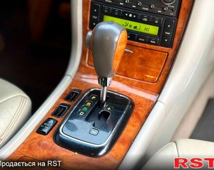 Чорний Кіа Опірус, об'ємом двигуна 3.5 л та пробігом 150 тис. км за 3900 $, фото 10 на Automoto.ua