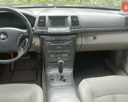 Черный Киа Опирус, объемом двигателя 3.78 л и пробегом 185 тыс. км за 6800 $, фото 19 на Automoto.ua