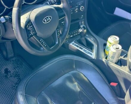 Білий Кіа Оптіма, об'ємом двигуна 2 л та пробігом 262 тис. км за 7550 $, фото 5 на Automoto.ua