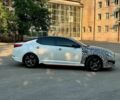 Белый Киа Оптима, объемом двигателя 2 л и пробегом 285 тыс. км за 8700 $, фото 3 на Automoto.ua
