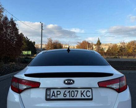 Белый Киа Оптима, объемом двигателя 2 л и пробегом 125 тыс. км за 9400 $, фото 3 на Automoto.ua