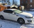 Білий Кіа Оптіма, об'ємом двигуна 2 л та пробігом 320 тис. км за 3999 $, фото 1 на Automoto.ua