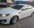 Білий Кіа Оптіма, об'ємом двигуна 2.5 л та пробігом 250 тис. км за 8500 $, фото 1 на Automoto.ua