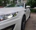 Белый Киа Оптима, объемом двигателя 2 л и пробегом 380 тыс. км за 9000 $, фото 1 на Automoto.ua