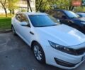 Белый Киа Оптима, объемом двигателя 2 л и пробегом 333 тыс. км за 8500 $, фото 9 на Automoto.ua