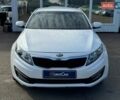 Белый Киа Оптима, объемом двигателя 2 л и пробегом 256 тыс. км за 8800 $, фото 4 на Automoto.ua