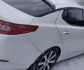 Білий Кіа Оптіма, об'ємом двигуна 2 л та пробігом 167 тис. км за 9000 $, фото 2 на Automoto.ua