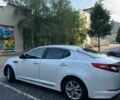Білий Кіа Оптіма, об'ємом двигуна 2.36 л та пробігом 140 тис. км за 7500 $, фото 5 на Automoto.ua