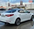 Білий Кіа Оптіма, об'ємом двигуна 2.36 л та пробігом 180 тис. км за 9750 $, фото 11 на Automoto.ua