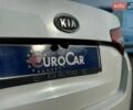 Белый Киа Оптима, объемом двигателя 2 л и пробегом 256 тыс. км за 8800 $, фото 26 на Automoto.ua