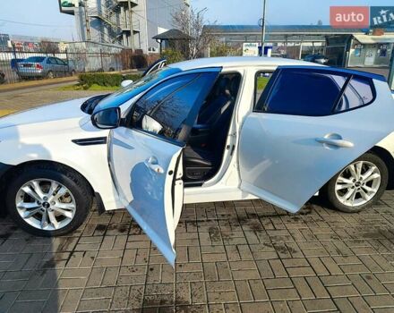 Белый Киа Оптима, объемом двигателя 2 л и пробегом 184 тыс. км за 6700 $, фото 2 на Automoto.ua