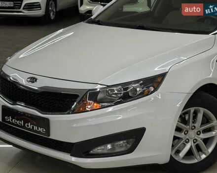 Білий Кіа Оптіма, об'ємом двигуна 2.36 л та пробігом 262 тис. км за 8199 $, фото 1 на Automoto.ua