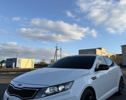 Белый Киа Оптима, объемом двигателя 2 л и пробегом 125 тыс. км за 9400 $, фото 4 на Automoto.ua