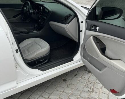 Белый Киа Оптима, объемом двигателя 2.4 л и пробегом 215 тыс. км за 9200 $, фото 13 на Automoto.ua