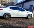 Белый Киа Оптима, объемом двигателя 2 л и пробегом 199 тыс. км за 9800 $, фото 3 на Automoto.ua