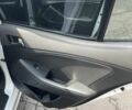 Белый Киа Оптима, объемом двигателя 2 л и пробегом 227 тыс. км за 10000 $, фото 9 на Automoto.ua
