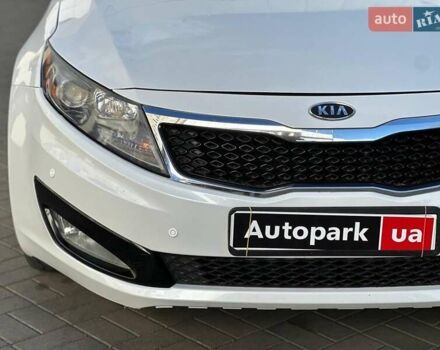 Белый Киа Оптима, объемом двигателя 2.4 л и пробегом 220 тыс. км за 9490 $, фото 3 на Automoto.ua