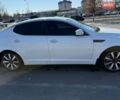 Белый Киа Оптима, объемом двигателя 2 л и пробегом 210 тыс. км за 9400 $, фото 9 на Automoto.ua