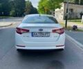Белый Киа Оптима, объемом двигателя 2.4 л и пробегом 160 тыс. км за 9600 $, фото 4 на Automoto.ua