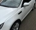 Білий Кіа Оптіма, об'ємом двигуна 2 л та пробігом 85 тис. км за 10700 $, фото 1 на Automoto.ua