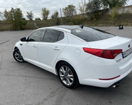 Білий Кіа Оптіма, об'ємом двигуна 2.4 л та пробігом 300 тис. км за 10500 $, фото 4 на Automoto.ua